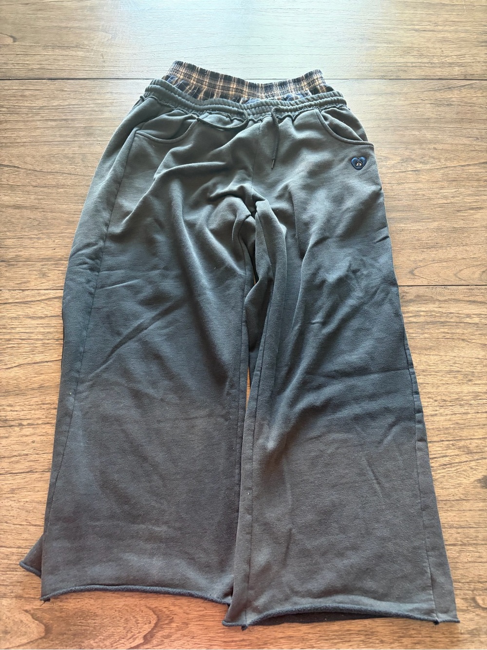 Aelfric Eden Men's Wide-Leg Drawstring Joggers -washed black